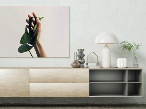 Sideboard mit verschiedenen Fächern Sideboard mit verschiedenen Fächern